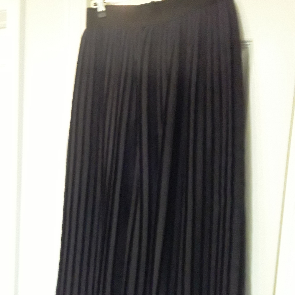 Sam Fashion pleated chiffon skirt black size S